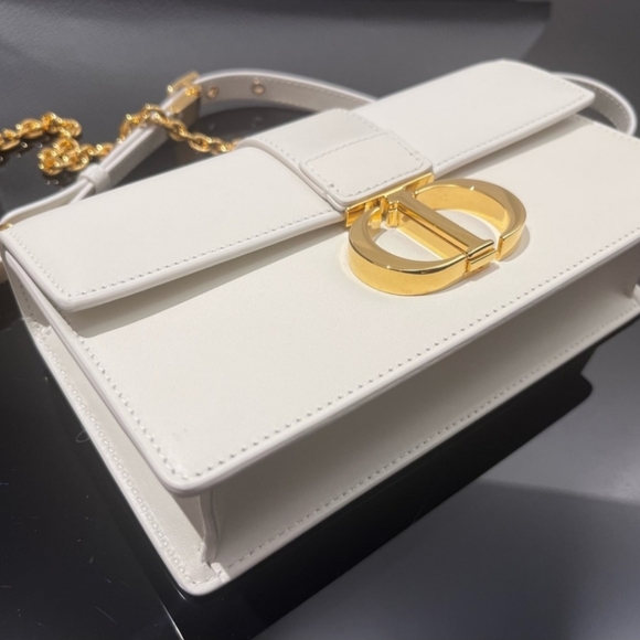 30 MONTAIGNE EAST WEST BAG WITH CHAIN - Picture 8 of 10